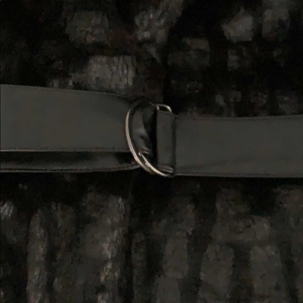 Vest - Picture 4 of 4